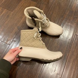 Sperry Saltwater Duck boots size 8